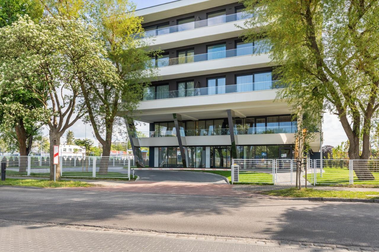 Baltic Marina Residence Apartments By Noclegi Renters Kolberg Exterior foto